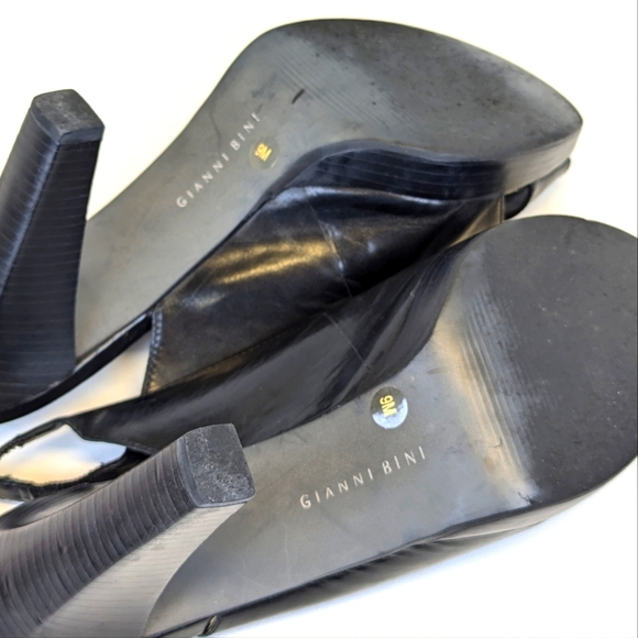 Gianni Bini Black Leather Chili Slingback Peep-toe Heels in Box size 9W - Picture 4 of 11